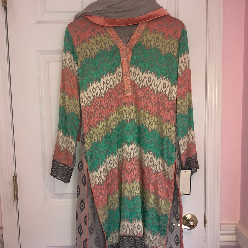 3 pc fully embroidered crossstich outfit. Pakistan